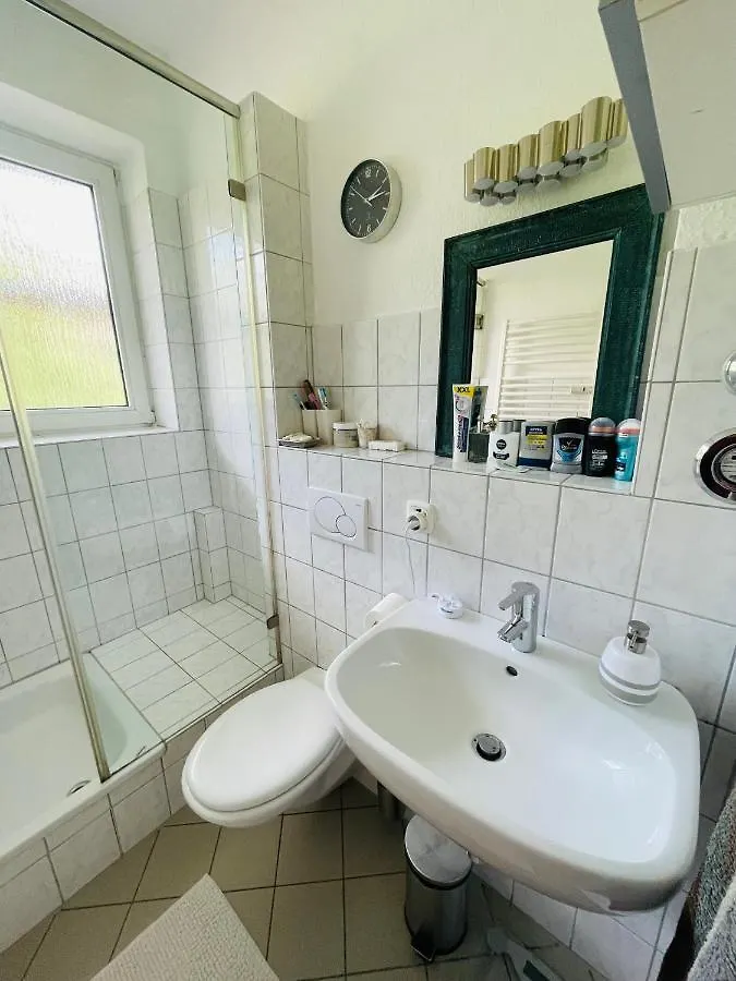 Messezimmer Privatzimmer Mit Eigenem Bad Apartment Hannover 0*,